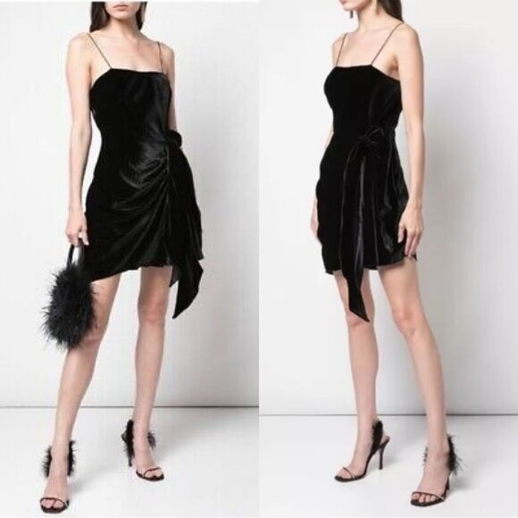 NWT Cinq á Sept Kiki Mini Black Dress Velvet Size 2 - Picture 1 of 10